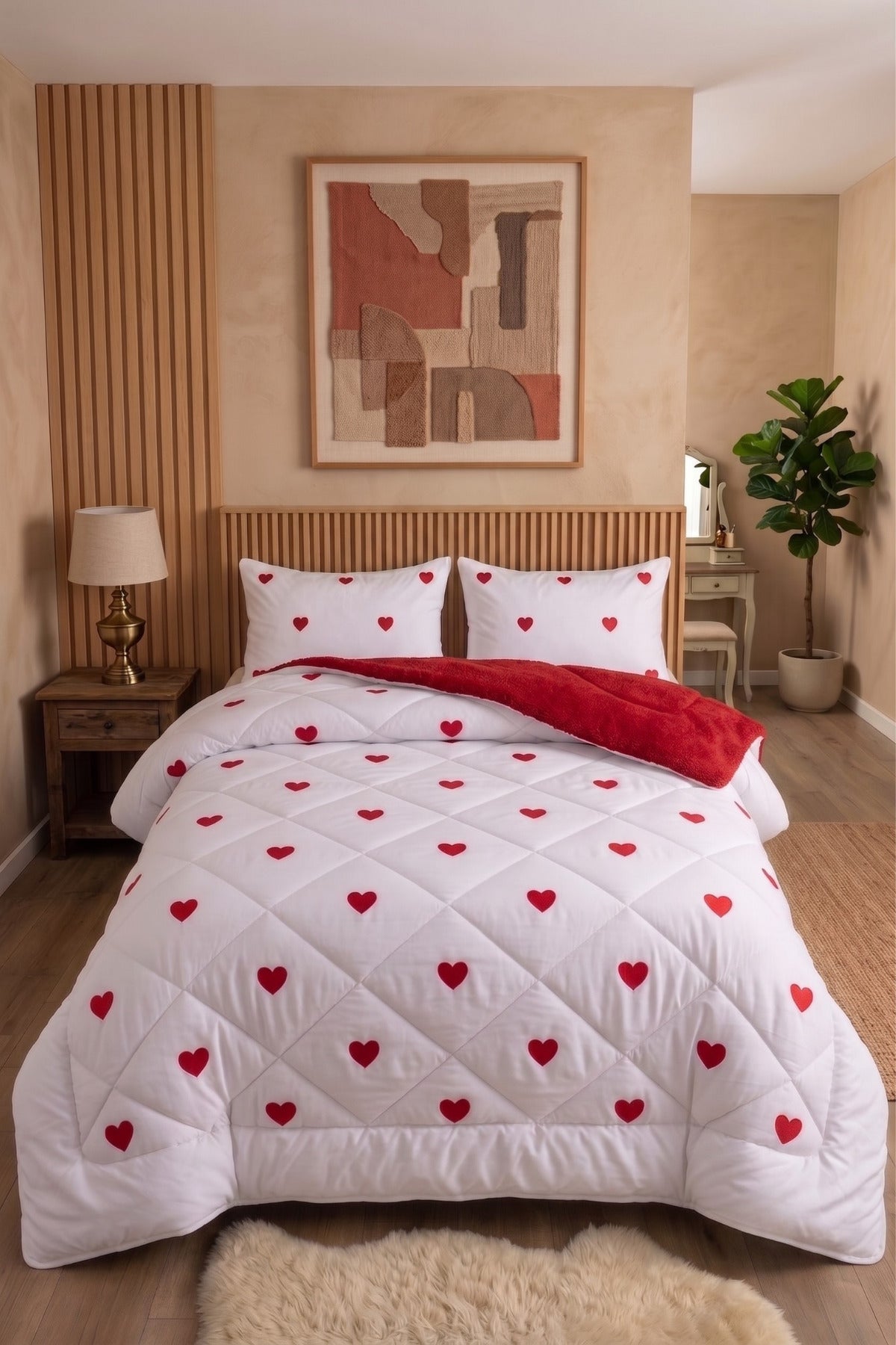 Kırmızı Kalp Desenli Welsoft Çift Kişilik Yorgan Seti | 1 Adet Yorgan 200x220 cm, 2 adet Yastık Kılıfı 50x70 cm | Dolgulu, Yumuşak, Pamuklu Set