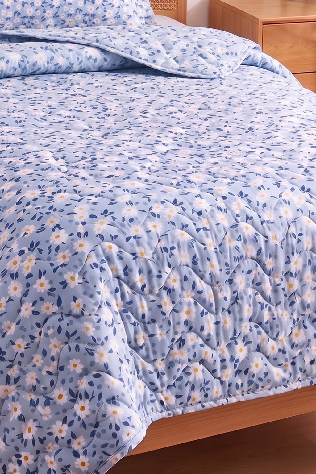 Papatya Desenli Kapitone Tek Kişilik Pike Seti | 1 Adet Pike 160x230 cm, 1 adet Yastık Kılıfı 50x70 cm | Yumuşak, Pamuklu Set