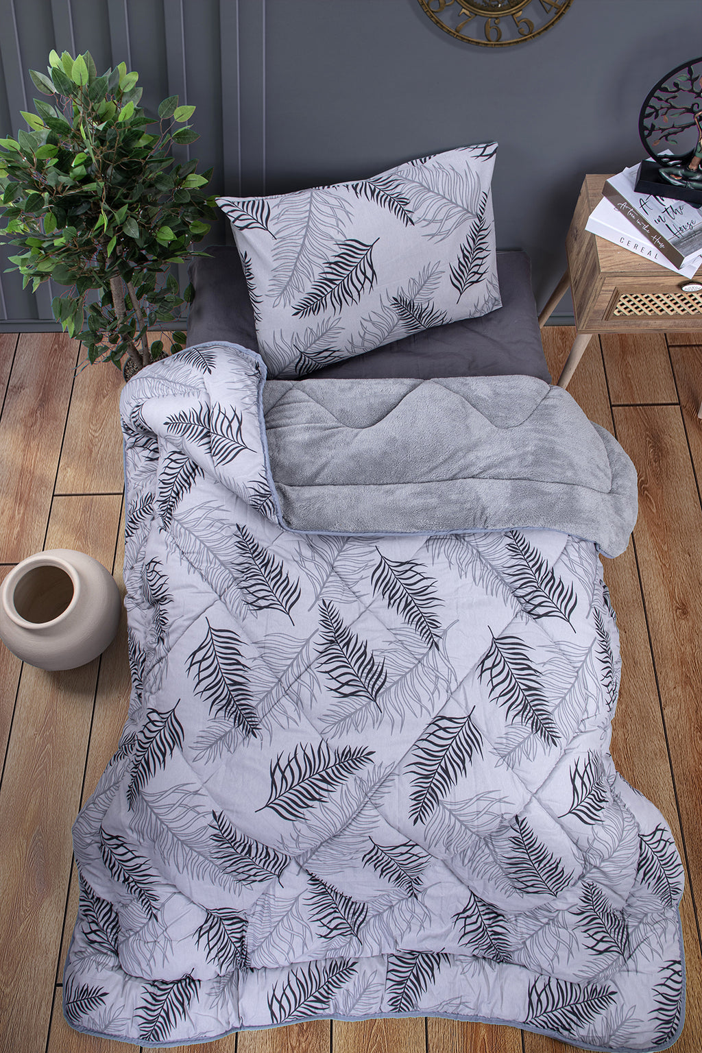 Tek Kişilik Welsoft Yorgan + Yastık Kılıfı Seti | Gri Tüy Desenli Çift Taraflı Yorgan Takımı
