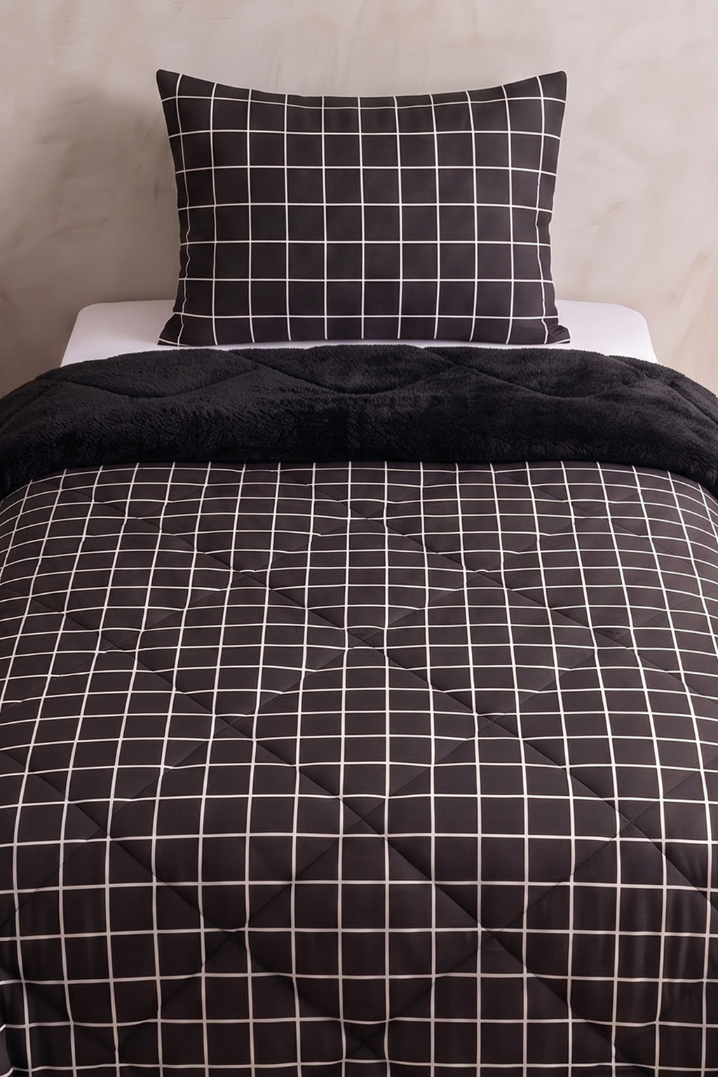 Siyah Kare Desenli Welsoft Tek Kişilik Yorgan Seti | 1 Adet Yorgan 155x215 cm, 1 adet Yastık Kılıfı 50x70 cm | Dolgulu, Yumuşak, Pamuklu Set