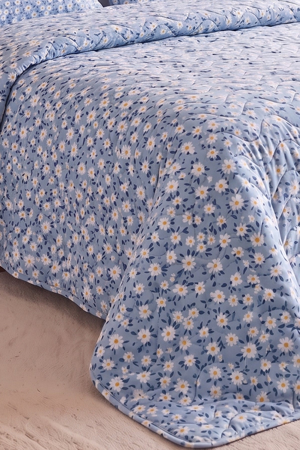 Papatya Desenli Kapitone Çift Kişilik Pike Seti | 1 Adet Pike 200x230 cm, 2 adet Yastık Kılıfı 50x70 cm | Yumuşak, Pamuklu Set